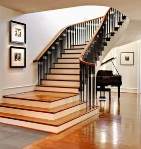 Ahşap Merdiven ve Küpeşte